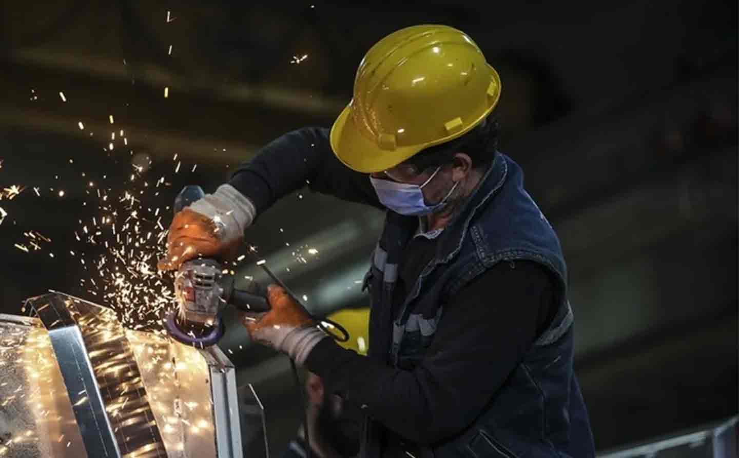 Sanayi Üretiminde Sert Aylık Düşüşe Rağmen Yıllık Artış Zirvede  