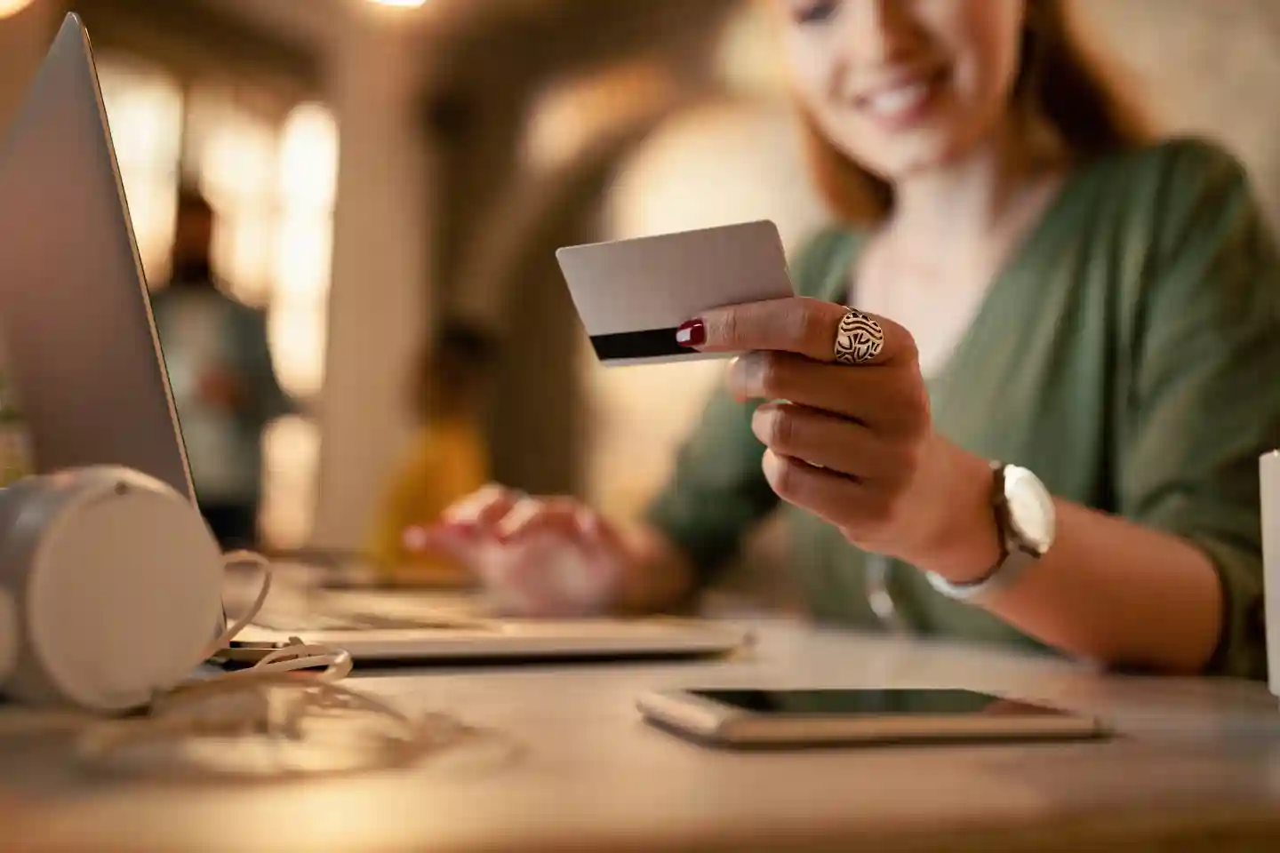 Apple Kart İçin Visa ve Mastercard Rekabeti Kızıştı